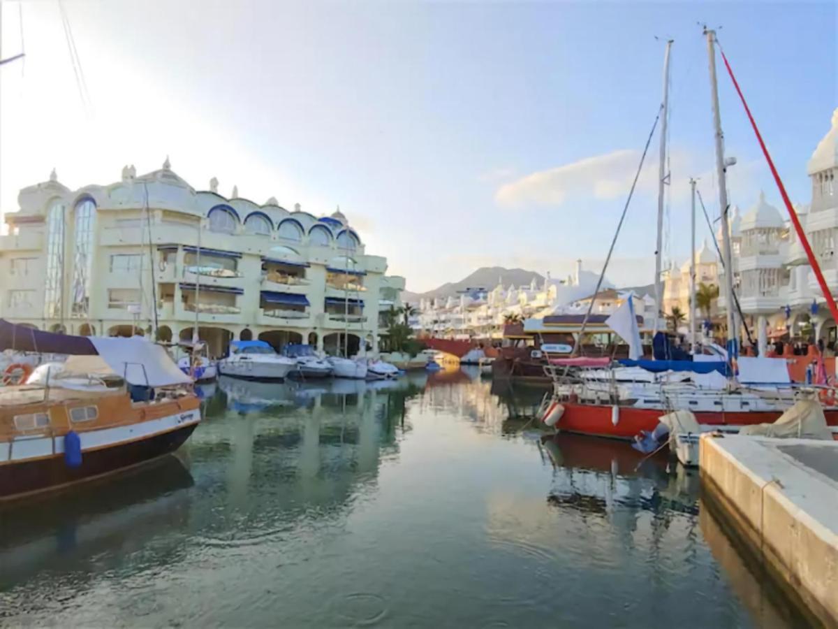 Benalmadena Beachfront Puerto Marina Sunrise Eksteriør bilde