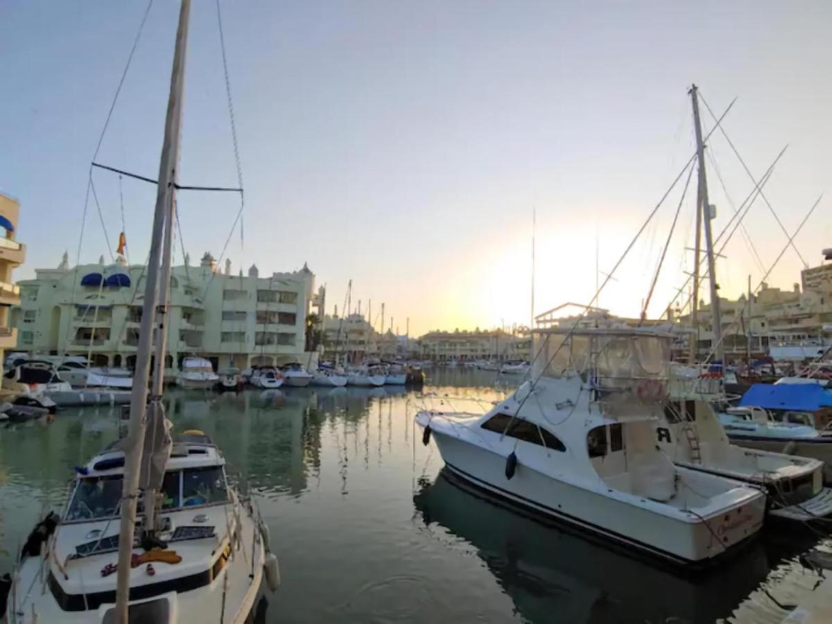 Benalmadena Beachfront Puerto Marina Sunrise Eksteriør bilde
